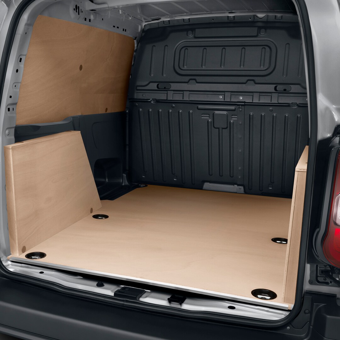 PEUGEOT E-Partner Holzausbau Laderaum